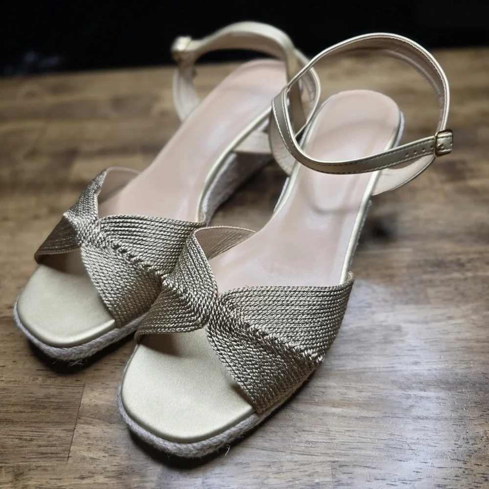 Women's Espadrille Wedge Sandals 9.5 Ankle Strap Open Toe Champagne NWOB